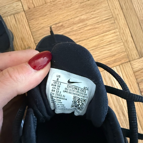 Nike Vapormax Plus - Picture 5 of 5